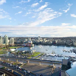 Downtown+amazing View+2bd/2ba Free Parking Apartment Vancouver